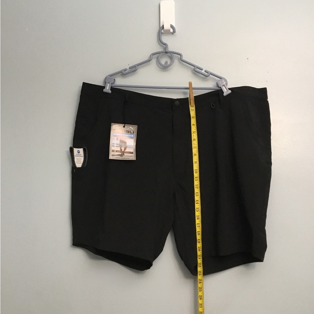 DENALI Men's Black Athletic Shorts
